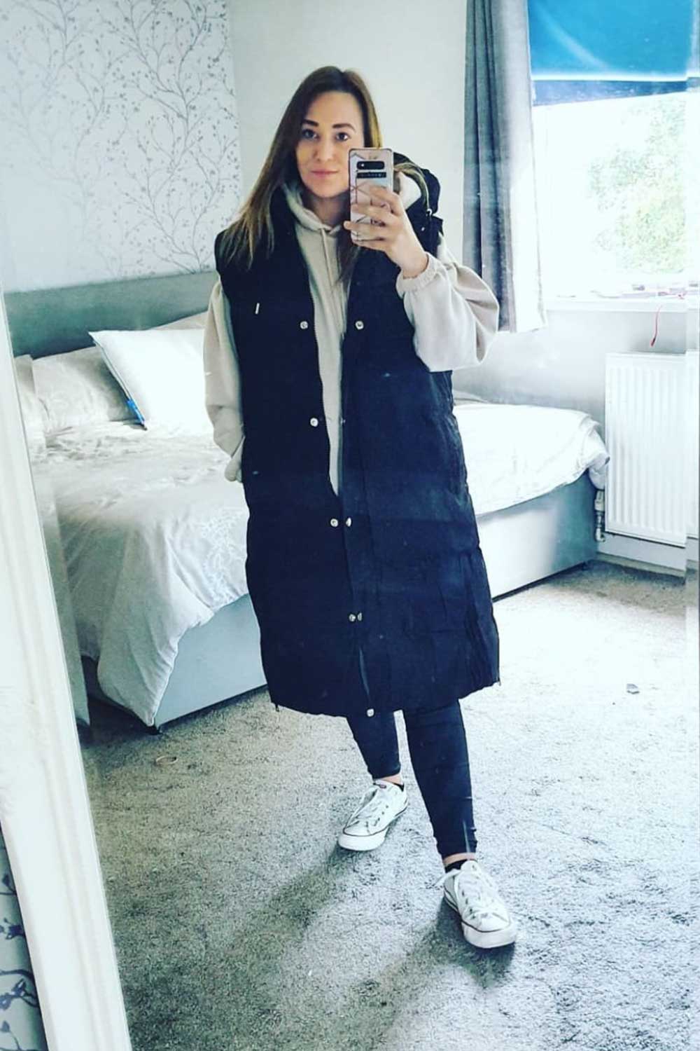 Zwarte Lange Bodywarmer Dames Met Capuchon | Gewatteerde Puffer Gilet